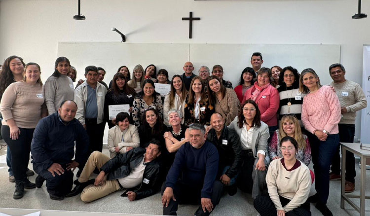 Fotografía: Educación continua reforzando las habilidades de los Directores de escuelas rurales