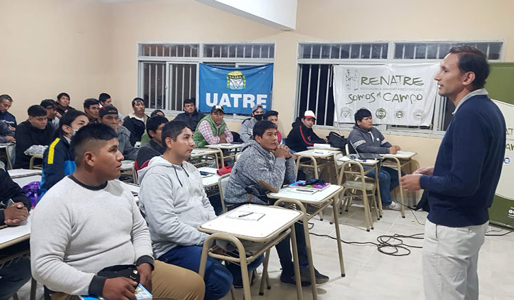 Fotografía Fortalecen la formación laboral de los jóvenes del departamento Güemes