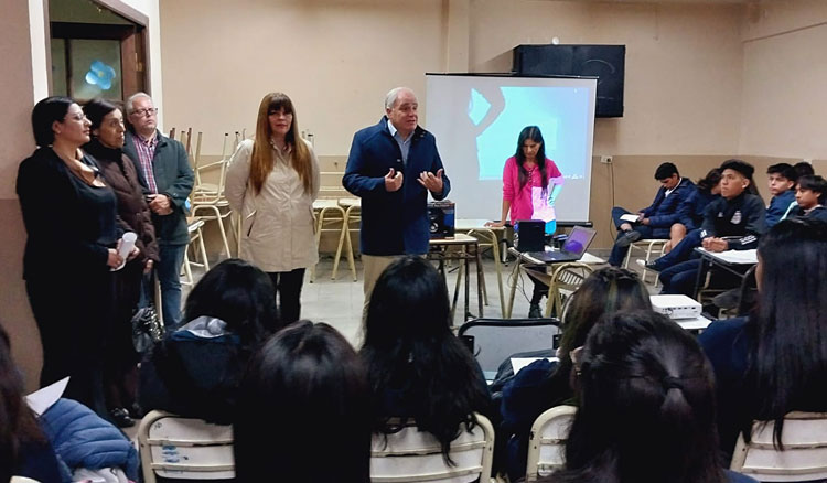 Fotografía Fortalecen contenidos de mediación en colegios secundarios públicos de Salta