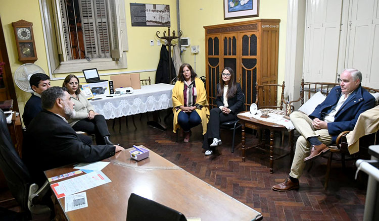 Se continúan incorporando establecimientos educativos al uso del aula digital