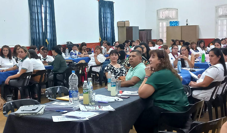 Fotografía: Alfabetización se capacitó a docentes de primaria en el interior