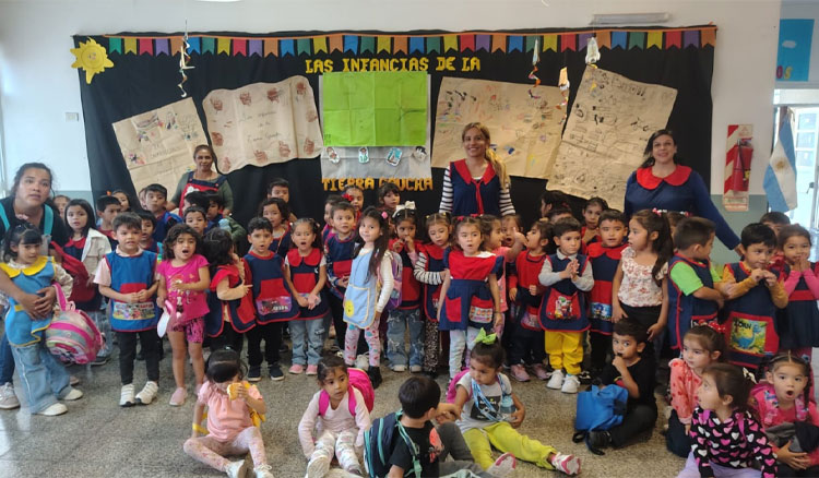 Casi 40 mil niños de Nivel Inicial festejan hoy el Día de los Jardines de Infantes Fotografía: Casi 40 mil niños de Nivel Inicial festejan hoy el Día de los Jardines de Infantes