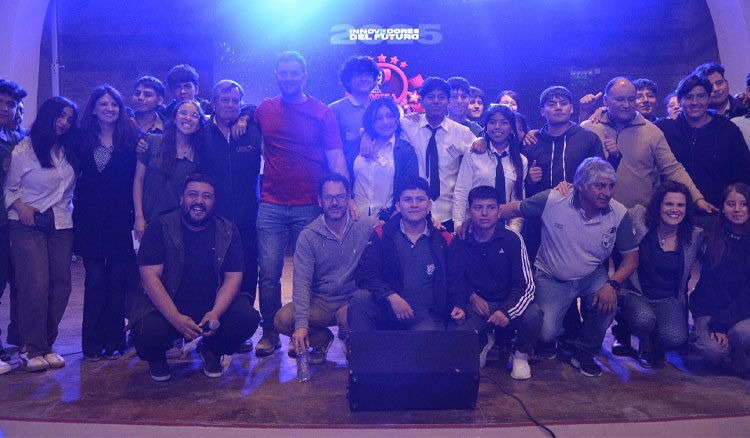 Fotografía: Estudiantes salteños brillan en Expo Innovadores del Futuro