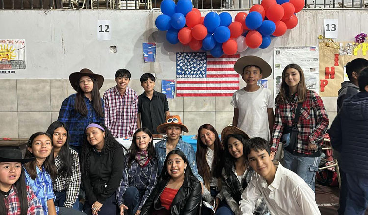 Cientos de estudiantes del Instituto de Idiomas formaron parte de la English Week 2025 Fotografía: Cientos de estudiantes del Instituto de Idiomas formaron parte de la English Week 2025