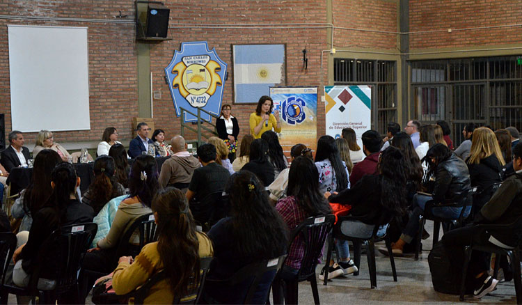 Se presentó el Proyecto de Articulación entre los niveles Primario y Secundario Fotografía: Se presentó el Proyecto de Articulación entre los niveles Primario y Secundario
