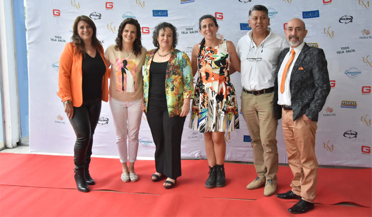 Fotografía: Urdiendo Moda: Alumnos del Tomás Cabrera presentaron diseños únicos en su desfile anual
