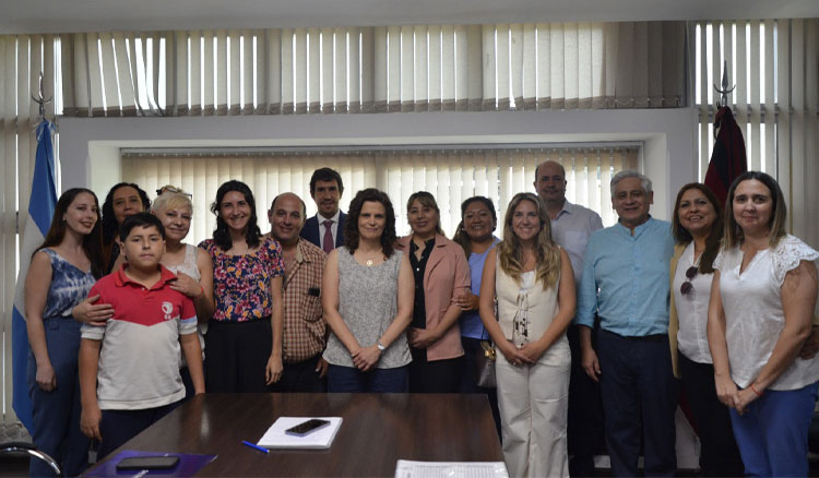 Fotografía: El Ministerio de Educación fortalece la formación de estudiantes con prácticas reales en el mercado laboral