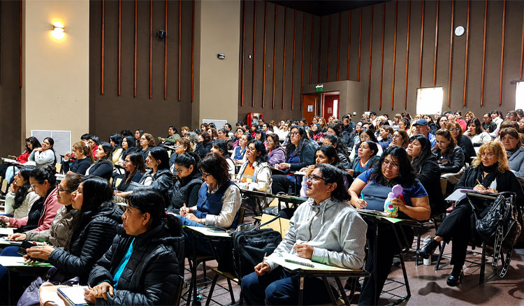 Docentes y directivos se capacitaron en educación alimentaria y nutricional