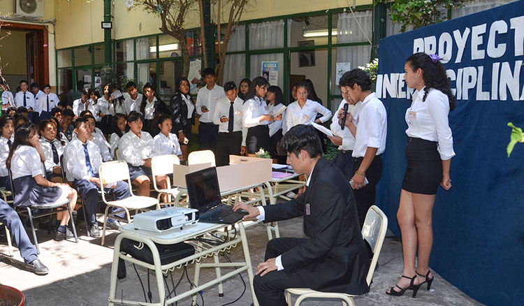 El colegio Benjamín Zorrilla tiene el 87% de promoción de sus alumnos